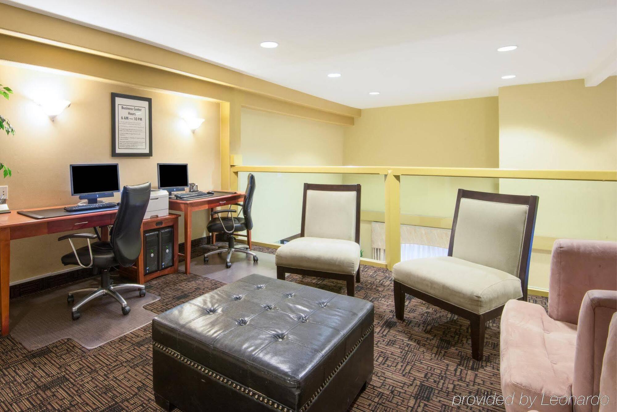 Holiday Inn Express Prescott By Ihg Buitenkant foto